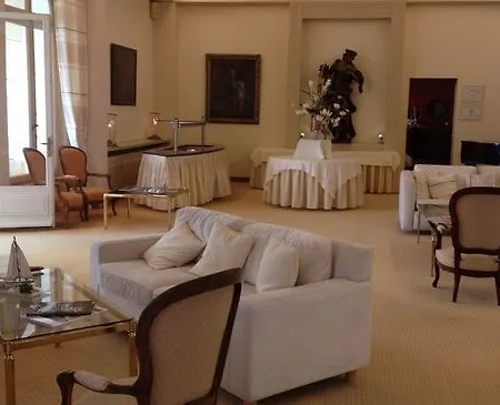 Du Grand Excelsior