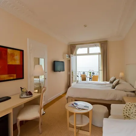 Du Grand Excelsior מלון 4*