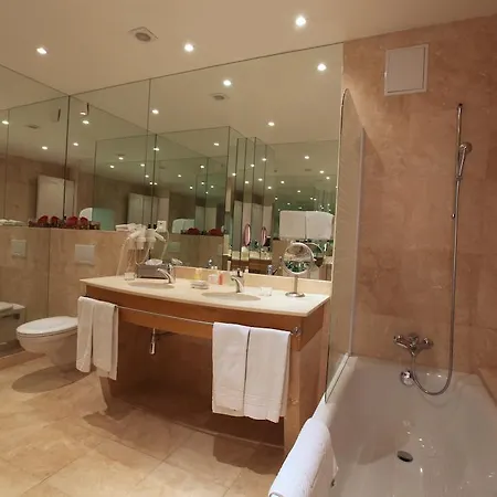 Du Grand Excelsior Montreux