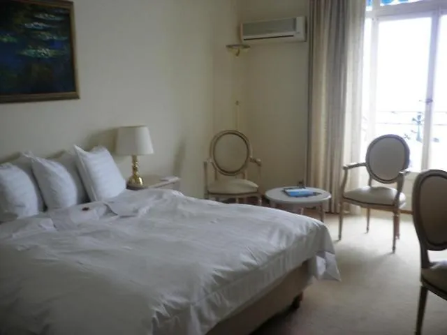 Du Grand Excelsior Hotel 4*