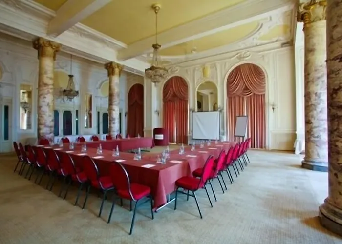 Du Grand Excelsior Szálloda