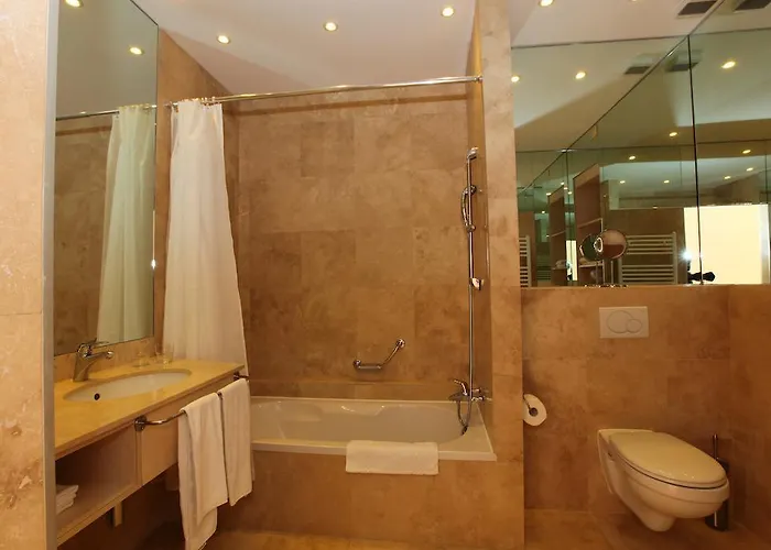 Szálloda Du Grand Excelsior 4*