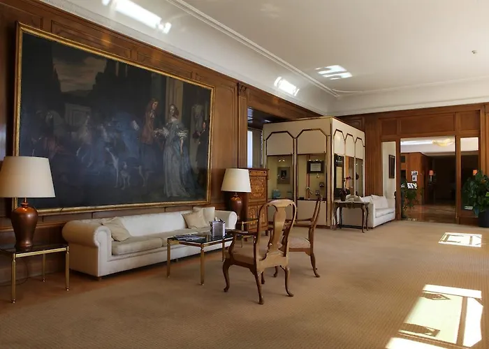 Hotel Du Grand Excelsior 4*