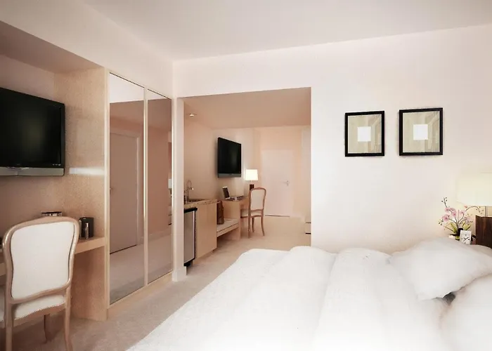 Otel Du Grand Excelsior 4*