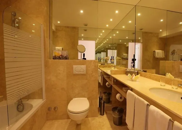 Otel Du Grand Excelsior 4*