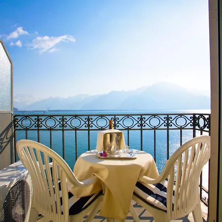 Du Grand Excelsior 4* מונטרה